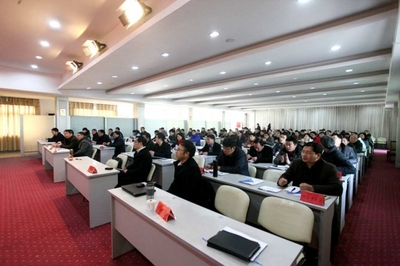 徐工信息受邀參加新沂市工業(yè)企業(yè)兩化深度融合專題培訓會，提供專業(yè)信息咨詢服務